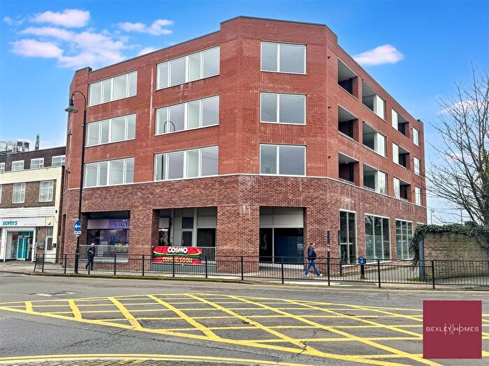 2 Bedroom Flat To Rent In Crayford Road, Crayford, DA4