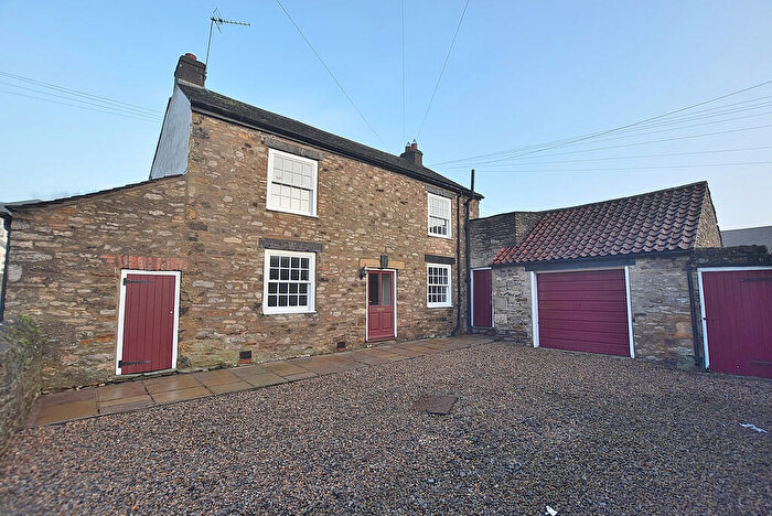 2 Bedroom Detached House For Sale In Wellington Place, Richmond, DL10