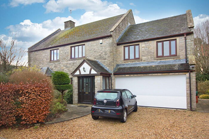 5 Bedroom Detached House For Sale In Cold Ashton, Chippenham, SN14