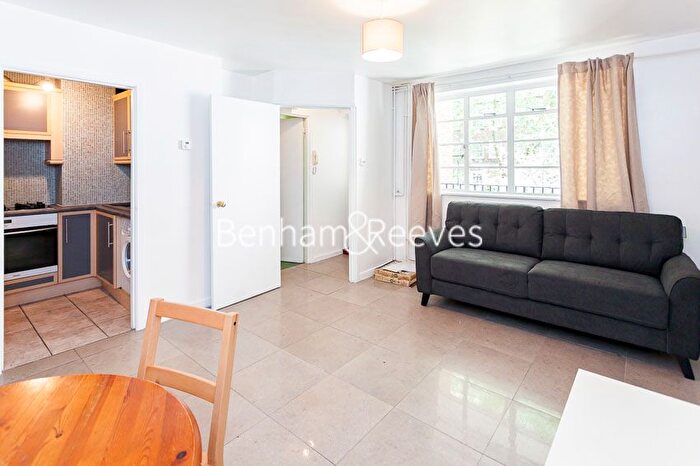 2 Bedroom Flat To Rent In Boswell Street, City, N, WC1