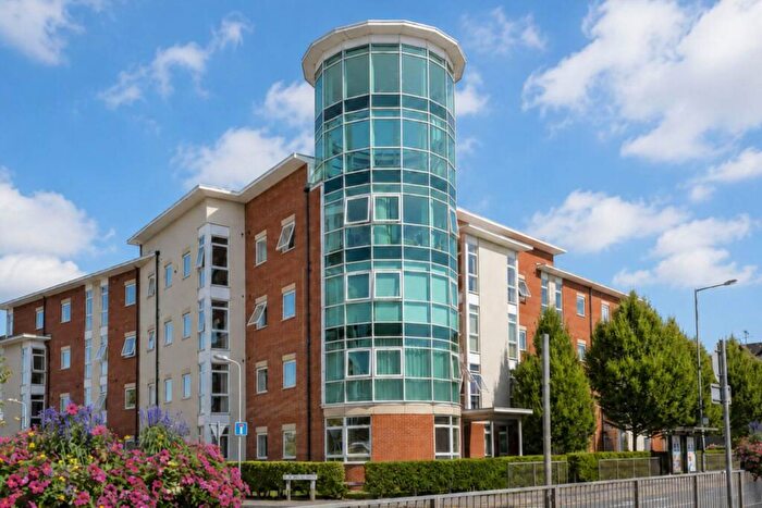 1 Bedroom Flat For Sale In Kerr Place, Aylesbury, HP21