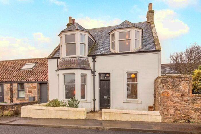 4 Bedroom Link Detached House For Sale In Charles Street, Pittenweem, KY10