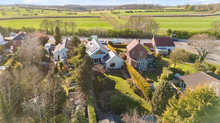 5 Bedroom Detached House For Sale In Lincoln Road, Nettleham, Lincolnshire, LN2