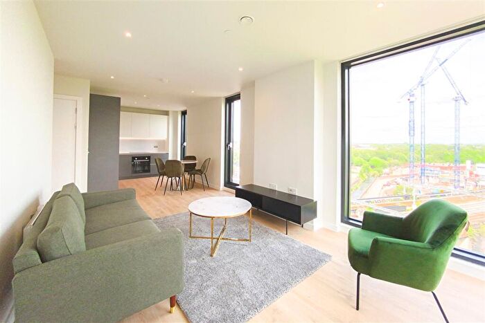 2 Bedroom Apartment To Rent In The Stile, M4