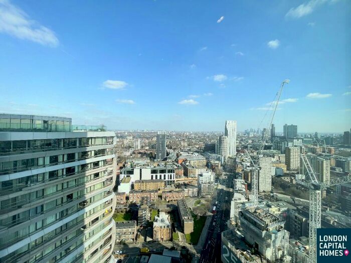 2 Bedroom Apartment To Rent In Carrara Tower, City Road, London, EC1