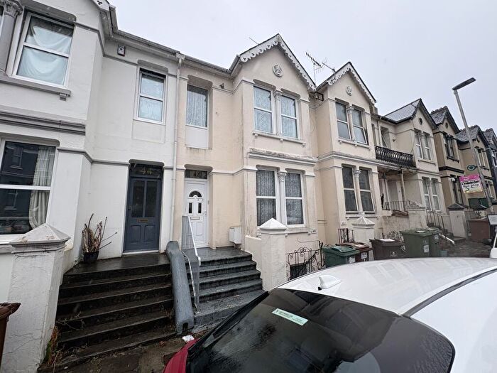 1 Bedroom Flat To Rent In Ashford Road, PL4