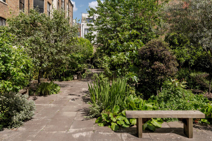 1 Bedroom Flat For Sale In Lion Mills, Hackney Road, London, E2