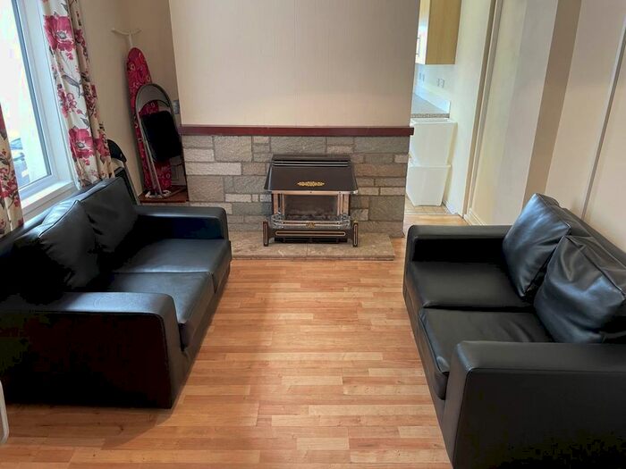 4 Bedroom Property To Rent In St Helens Avenue, Brynmill, Swansea, SA1