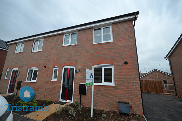 3 Bedroom Semi Detached House To Rent In Sarah Drive, Edwalton, Nottingham, NG12