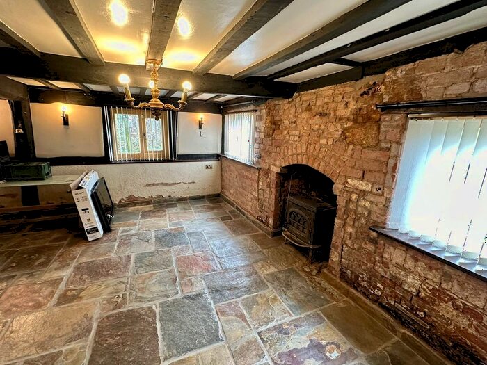 2 Bedroom Detached House For Sale In Holme Lacy Road, Hereford, HR2