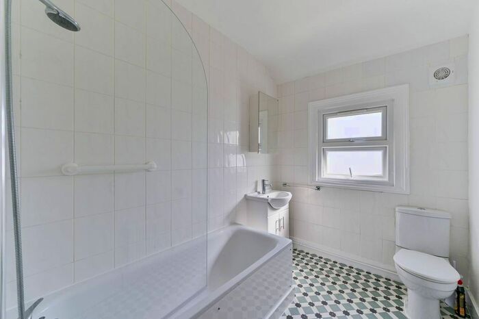 2 Bedroom Terraced House To Rent In Cowper Avenue, Sutton, SM1