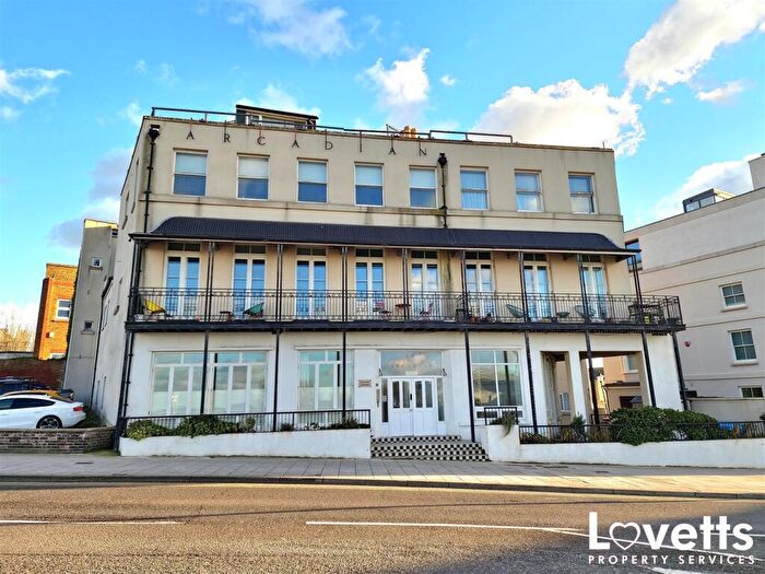 2 Bedroom Apartment For Sale In Fort Hill, Margate, CT9