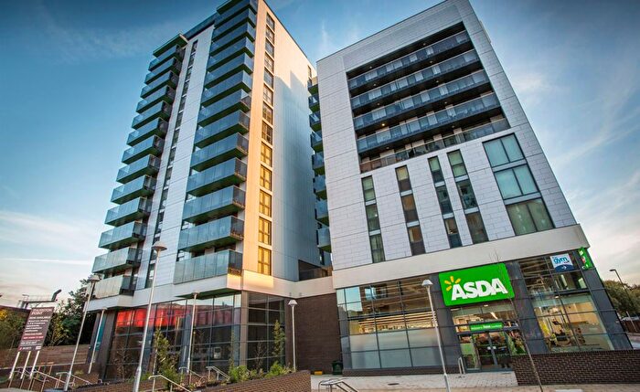 2 Bedroom Flat To Rent In Lindsay Court, Jerrard Street, SE13