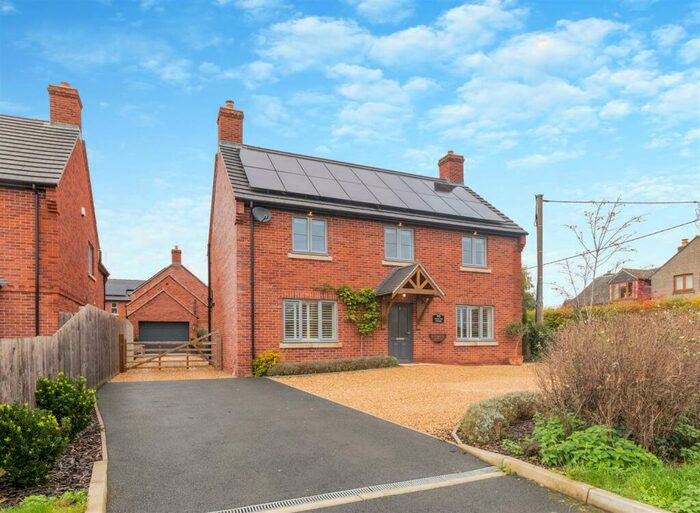 4 Bedroom Detached House For Sale In Main Street, Sewstern, Grantham, NG33