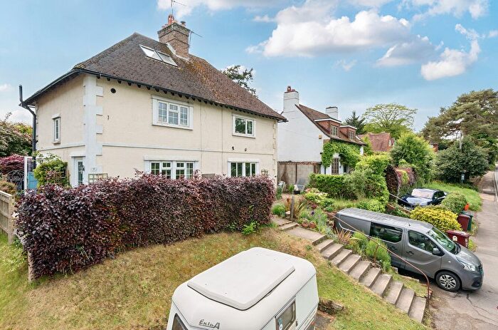 3 Bedroom Semi-Detached House For Sale In Little Pin Croft Upper Street, Fittleworth, RH20