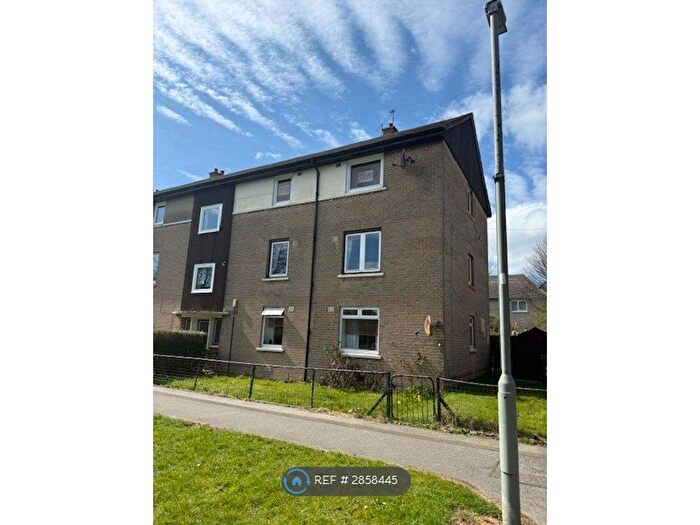 2 Bedroom Flat To Rent In Eday Crescent, Aberdeen, AB15