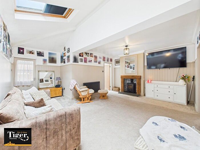 5 Bedroom Detached House For Sale In Newton Drive, Blackpool, FY3