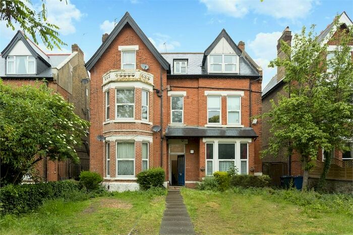 2 Bedroom Flat To Rent In Mattock Lane, Ealing, W5