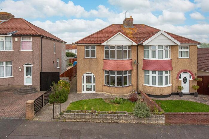 3 Bedroom Semi Detached House To Rent In Mackie Grove, Filton, BS34
