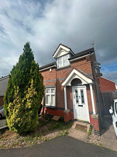 2 Bedroom Semi-Detached House To Rent In Viaduct Drive, Wolverhampton, WV6