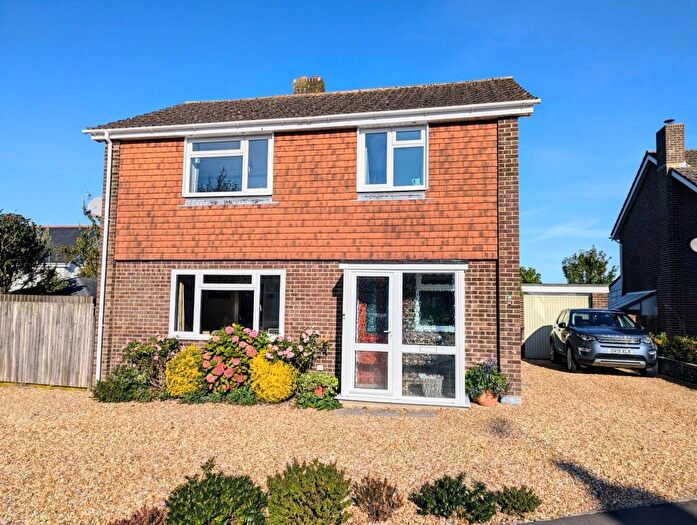 3 Bedroom Detached House For Sale In Greens Meade, Woodfalls, Salisbury, Wiltshire, SP5