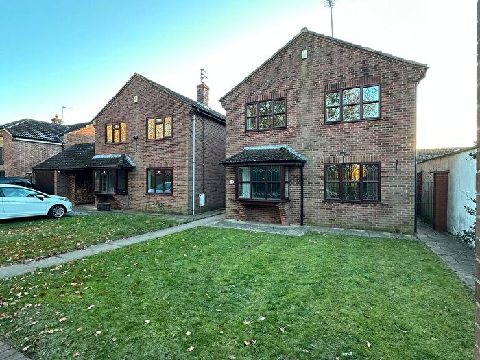 4 Bedroom Detached House To Rent In Flaxton Road, Strensall, YO32