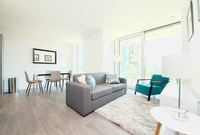 2 Bedroom Apartment To Rent In Odell House, Woodberry Down, London, N4