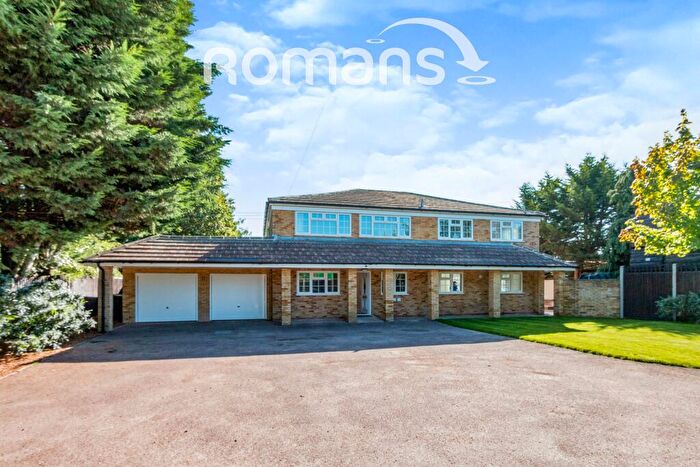 5 Bedroom Detached House To Rent In Brickhouse Hill, Eversley, Hook, RG27