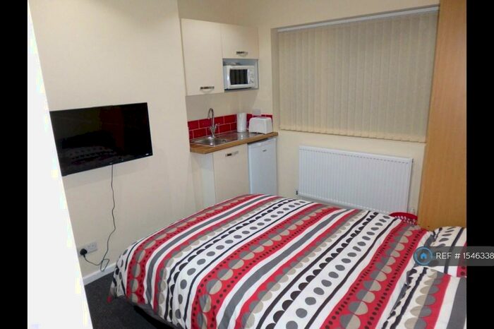 Studio To Rent In Severn Street, Stoke-On-Trent, ST1