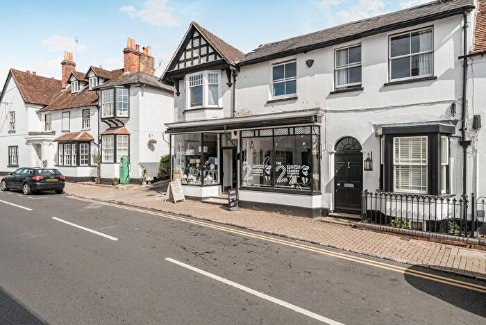 2 Bedroom Terraced House For Sale In High Street, Wargrave, Reading, Berkshire, RG10