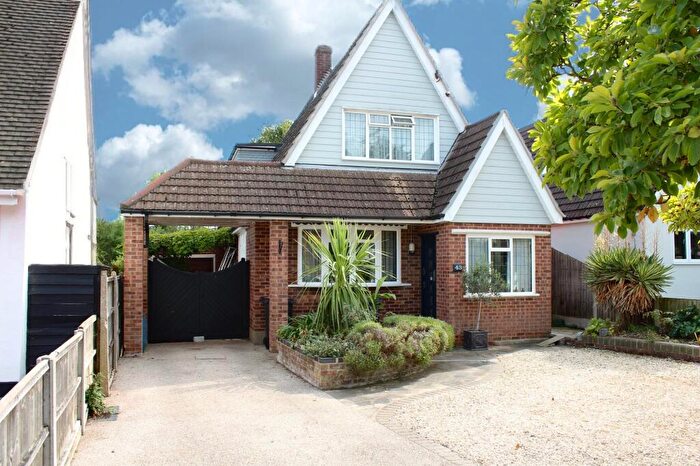 3 Bedroom Detached House For Sale In Stanley Road, Rochford, SS4