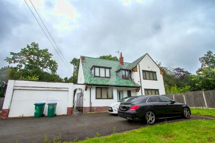 7 Bedroom Detached House To Rent In Fletchamstead Highway, Coventry, CV4