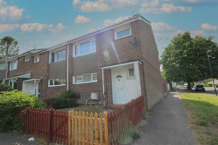 3 Bedroom Property To Rent In Beachy Road, Crawley, West Sussex., RH11