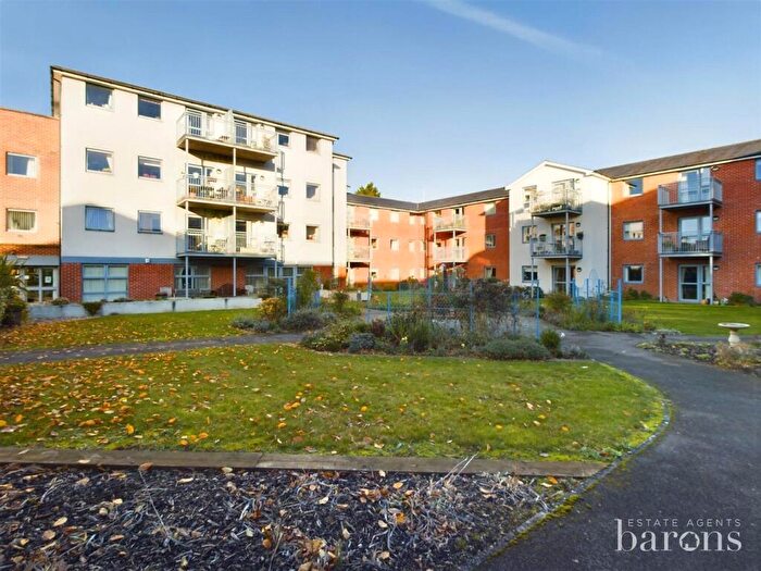 1 Bedroom Apartment For Sale In New Road, Basingstoke, Hampshire, RG21