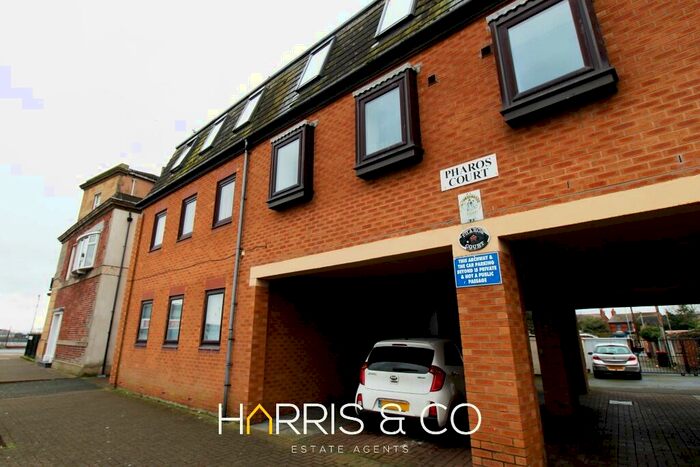2 Bedroom Flat To Rent In Pharos Street, Fleetwood, FY7