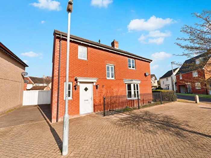 3 Bedroom Semi-Detached House To Rent In Rose Allen Avenue, Colchester, CO2