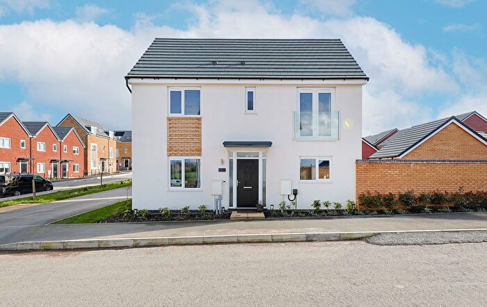 3 Bedroom Detached House For Sale In Ore Street Clay Cross, Chesterfield, S45