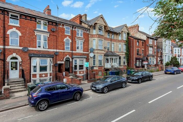 1 Bedroom Flat To Rent In Middleton Road, Banbury, OX16