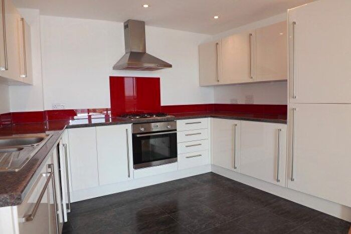 1 Bedroom Flat To Rent In The Crescent, Plymouth, PL1