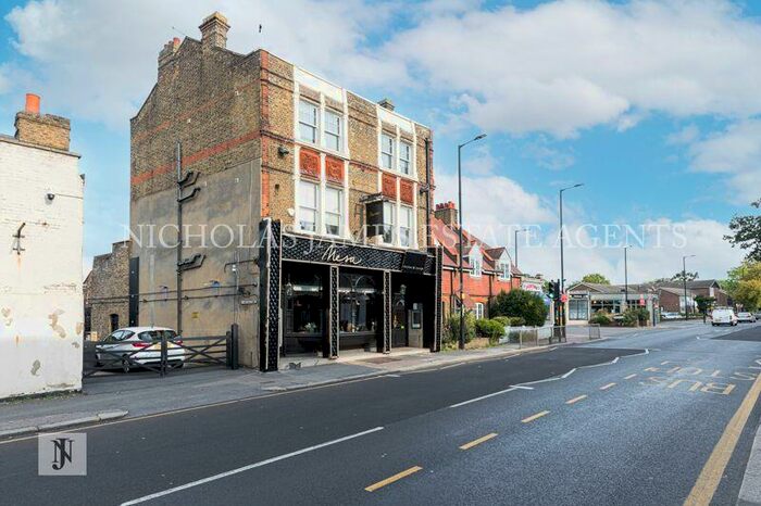 1 Bedroom Flat To Rent In High Steet, Southgate, London, N14