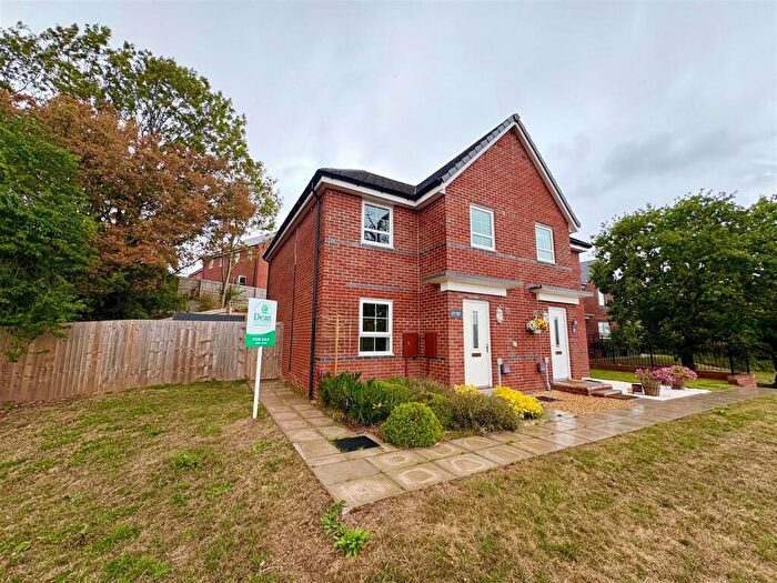 3 Bedroom Semi Detached House For Sale In Cooke Way, Lydney, GL15