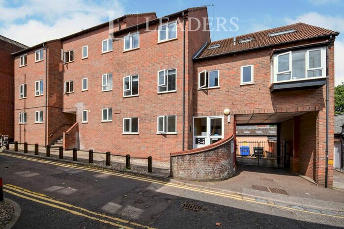 2 Bedroom Flat To Rent In St Simons Court, Waggon And Horses Lane, Norwich, NR3