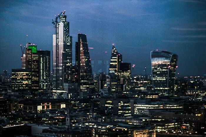 3 Bedroom Flat To Rent In One Blackfriars, London, SE1