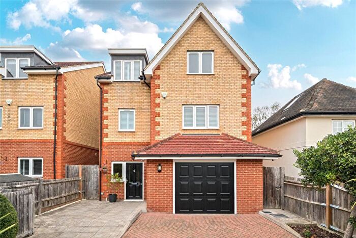 5 Bedroom Detached House For Sale In Cumberland Road, Bromley, BR2
