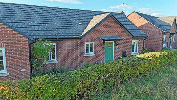 2 Bedroom Semi-Detached Bungalow For Sale In Harvest Road, Market Harborough, LE16