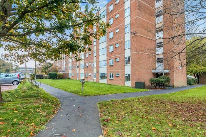 1 Bedroom Flat To Rent In Bittern Way, Letchworth Garden City, Hertfordshire, SG6