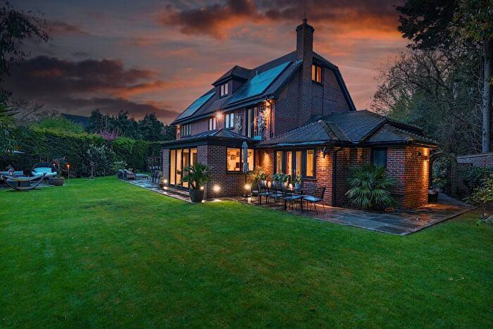 4 Bedroom Detached House For Sale In Felix Manor, Chislehurst, Kent, BR7