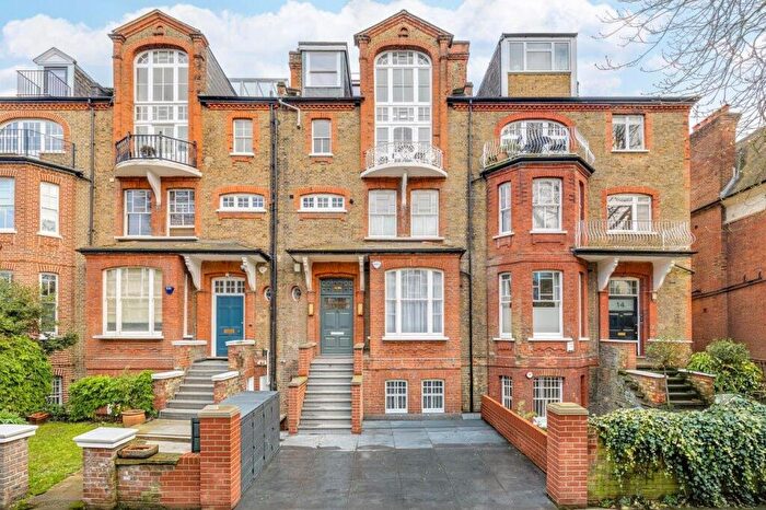 2 Bedroom Duplex For Sale In Chalcot Gardens, Belsize Park, London, NW3