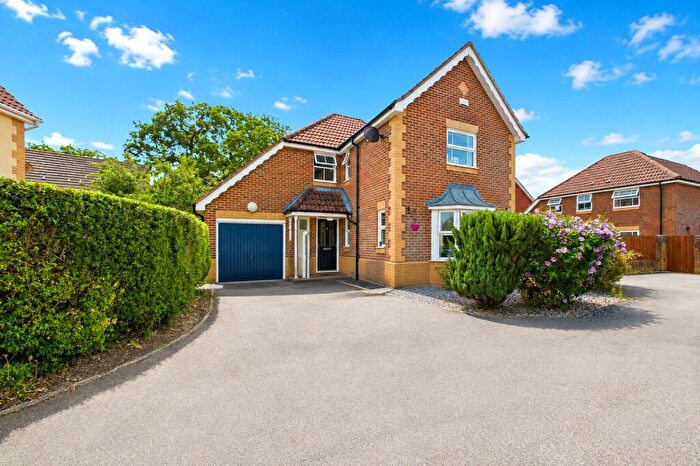 4 Bedroom Detached House For Sale In Blagrave Rise, Tilehurst, Reading, Berkshire, RG31
