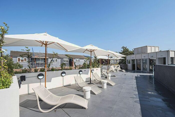 1 Bedroom Flat To Rent In Maple Path, Hackney Downs, London, E5